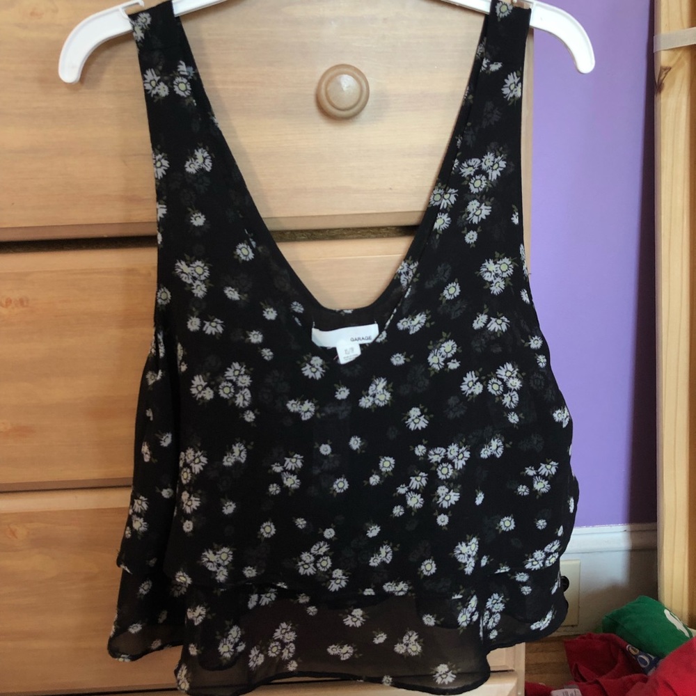 NWT Floral chiffon vneck tank top